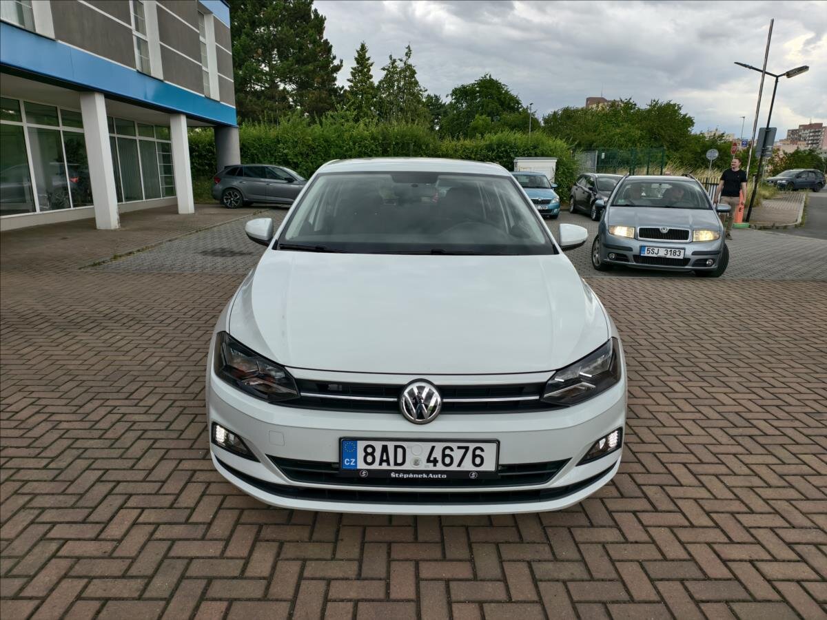 Volkswagen Polo Hatchback 999,0 70 kw