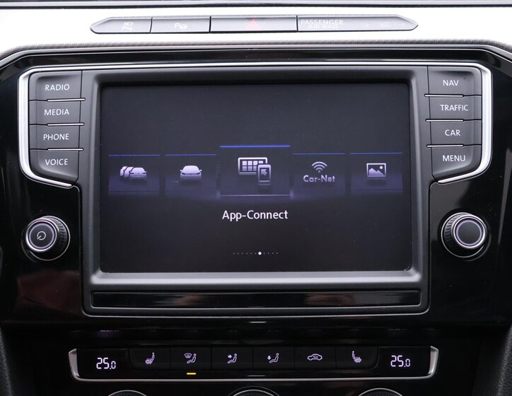 Volkswagen Passat Kombi 2,0 l 206 kw