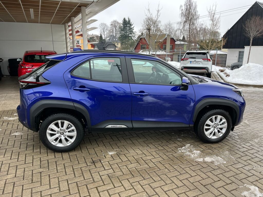 Toyota Yaris Cross SUV 1,5 l 68 kw