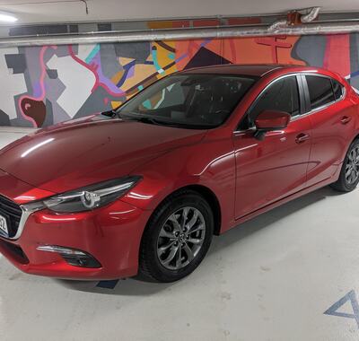 Mazda 3 1