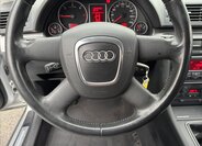 Audi A4 Kombi 2,0 l 103 kw