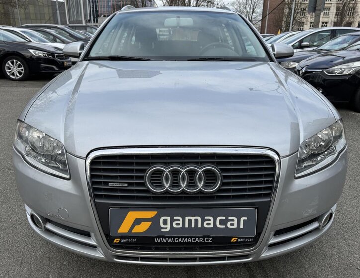 Audi A4 Kombi 2,0 l 103 kw