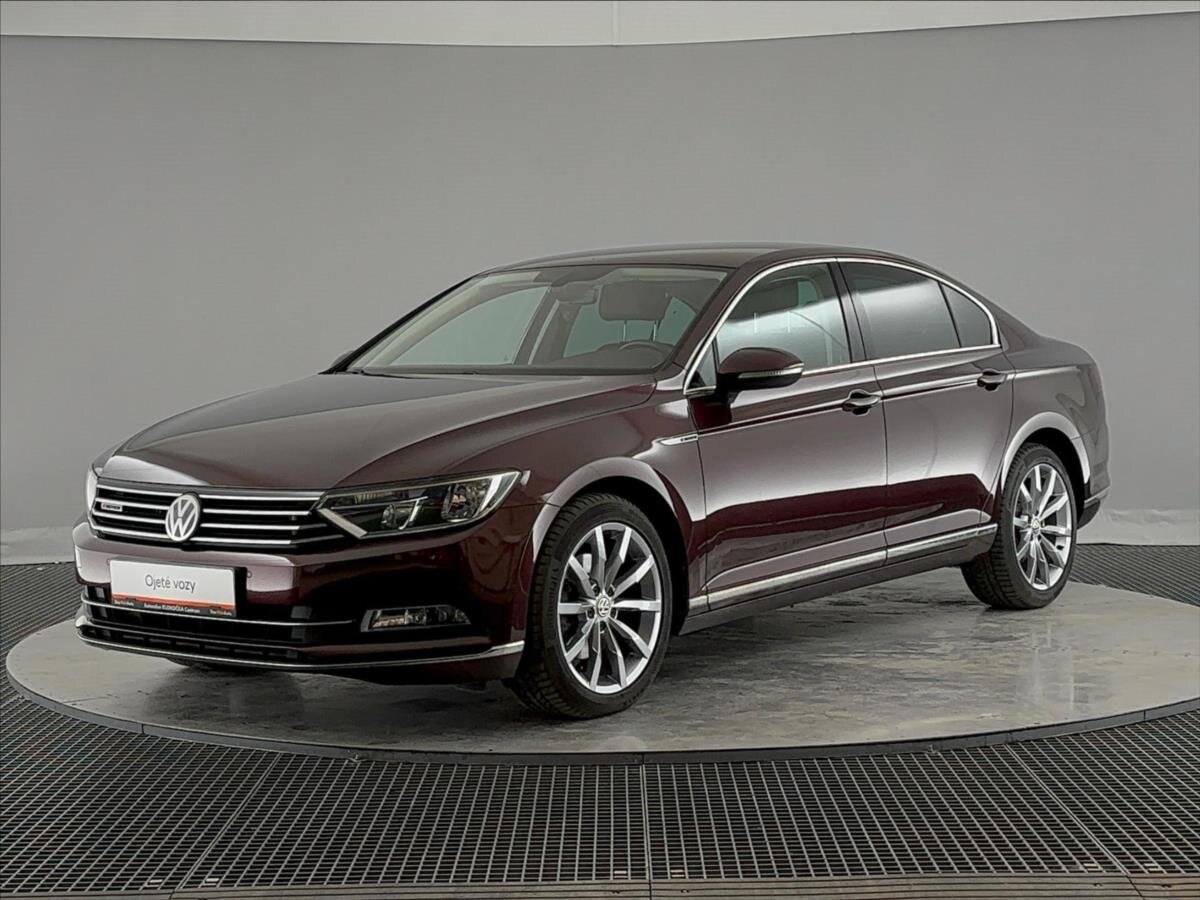 Volkswagen Passat Sedan / Limuzína 2,0 l 140 kw