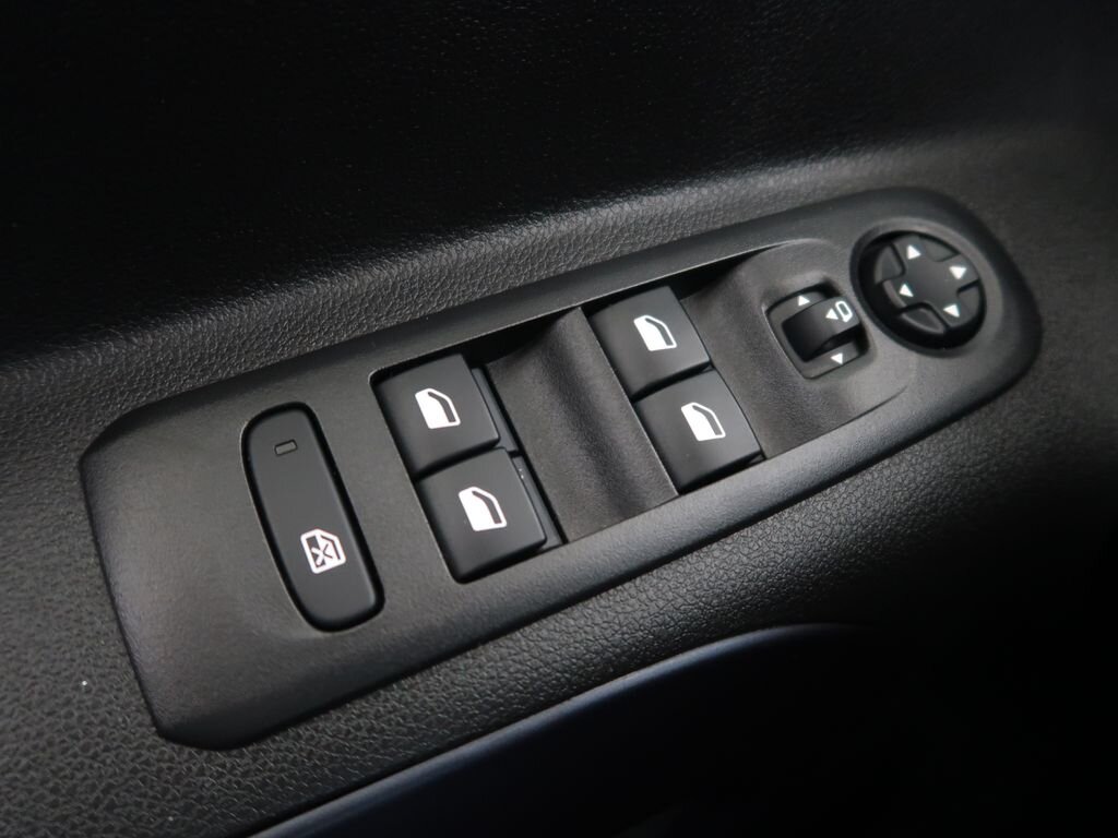 Peugeot Rifter MPV 1,5 l 96 kw