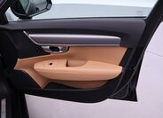 Volvo S90 Sedan / Limuzína 2,0 l 187 kw