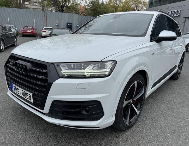 Audi SQ7 SUV / Terénní 4,0 l 320 kw