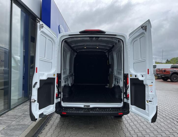 Ford Transit 7