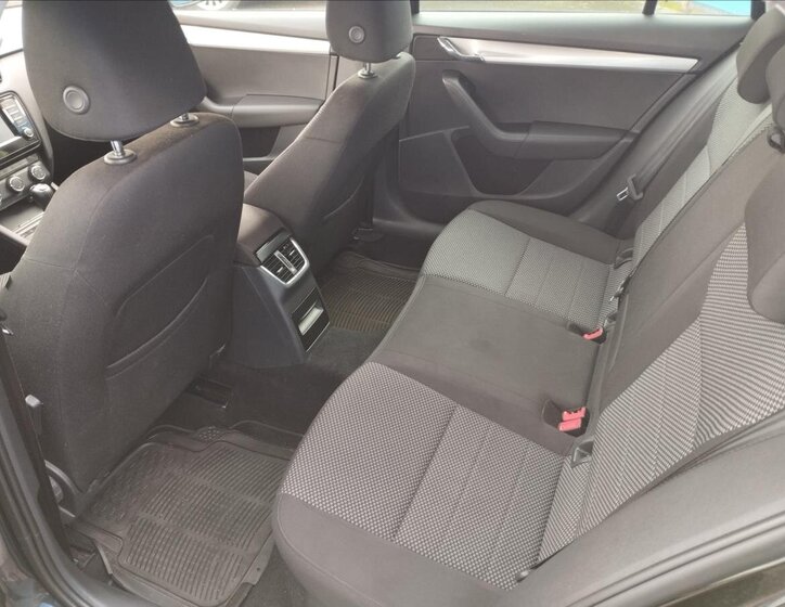 Škoda Octavia Kombi 2,0 l 110 kw