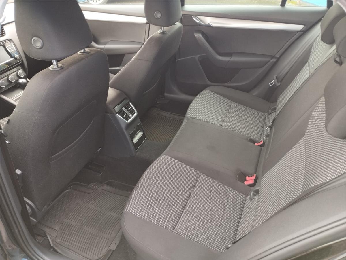 Škoda Octavia Kombi 2,0 l 110 kw