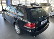 Volkswagen Golf Kombi 1,6 l 77 kw