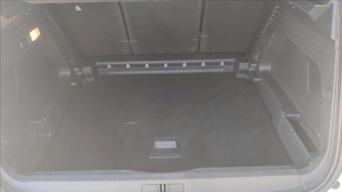 Citroën C5 Aircross SUV 1,6 l 133 kw