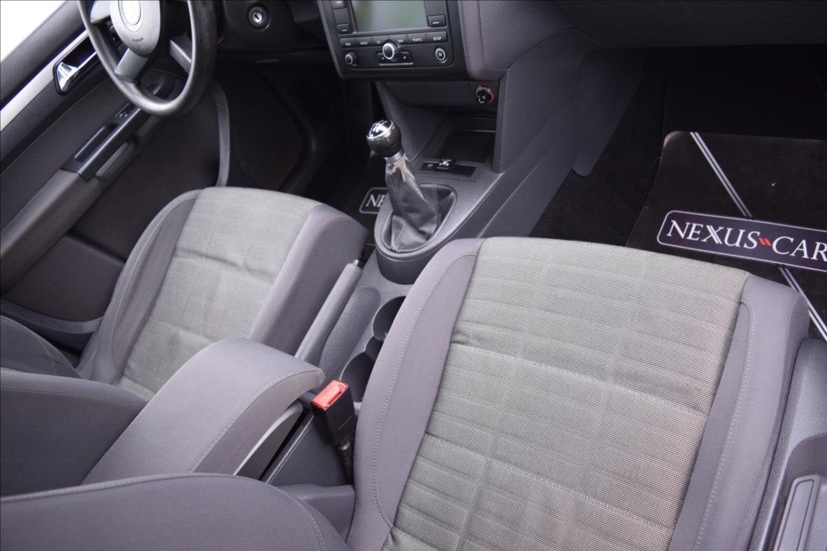 Volkswagen Touran Kombi 1,4 l 103 kw