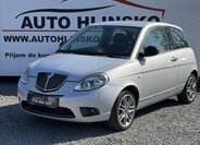 Lancia Y Hatchback 1,2 l 55 kw