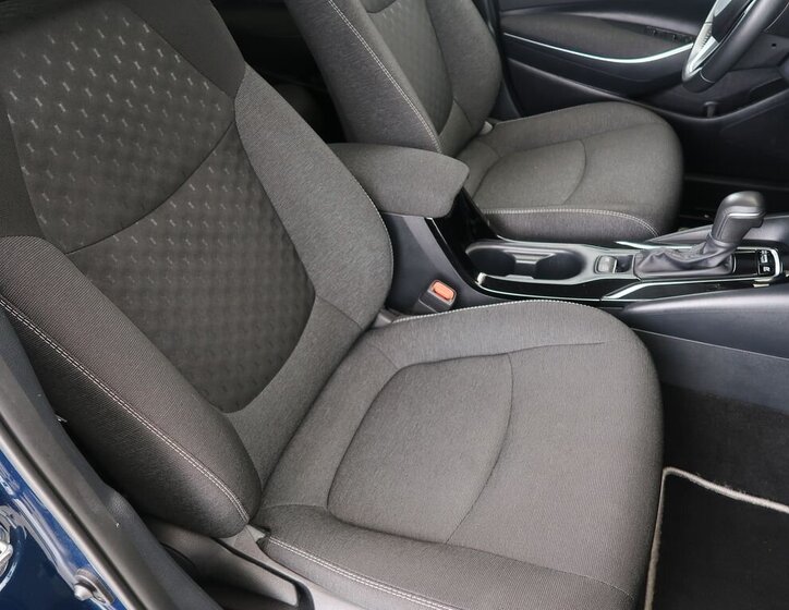 Toyota Corolla Sedan / Limuzína 1,8 l 72 kw