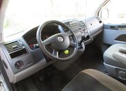 Volkswagen Caravelle Kombi 2,5 l 128 kw