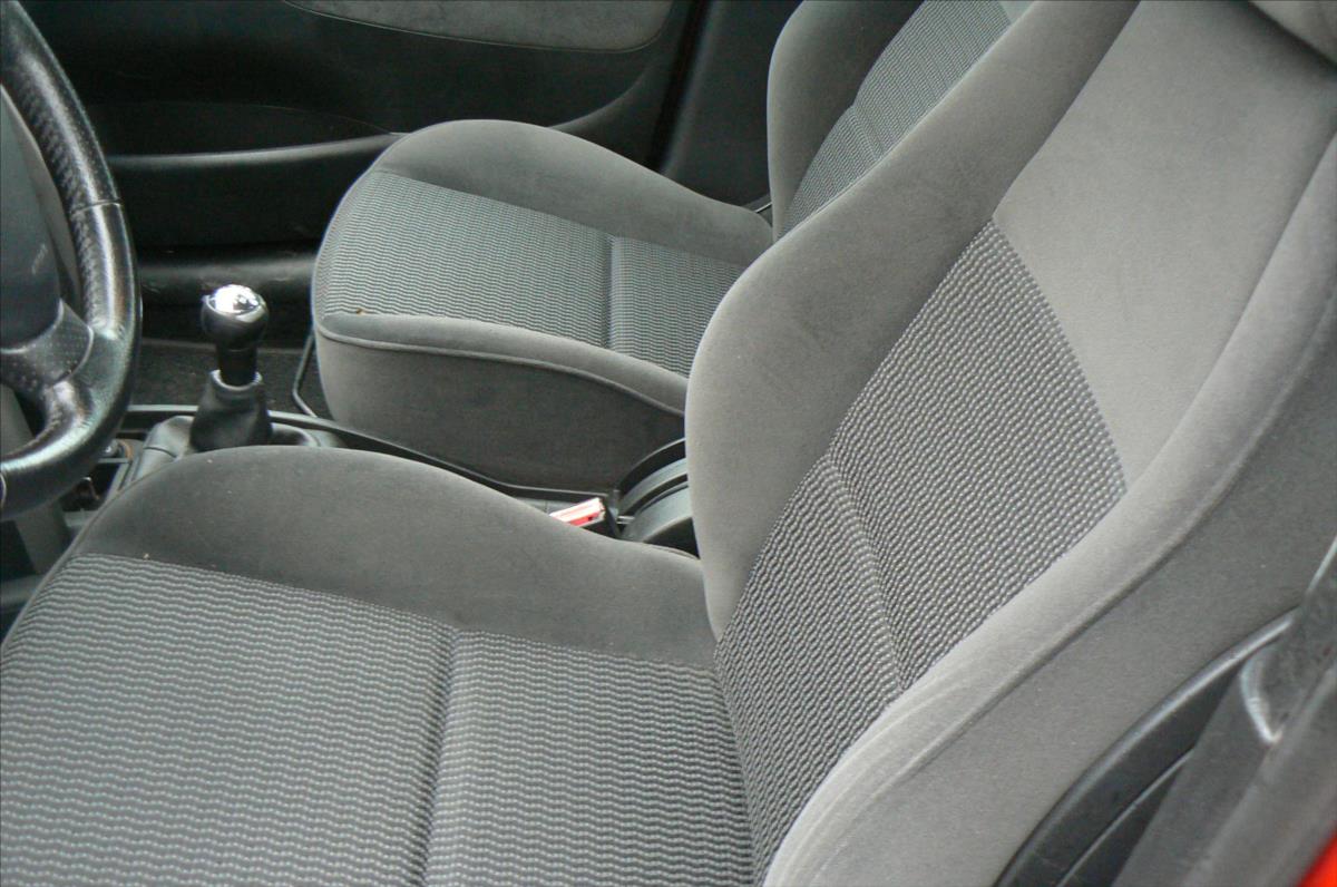 Peugeot 207 Hatchback 1,4 l 54 kw