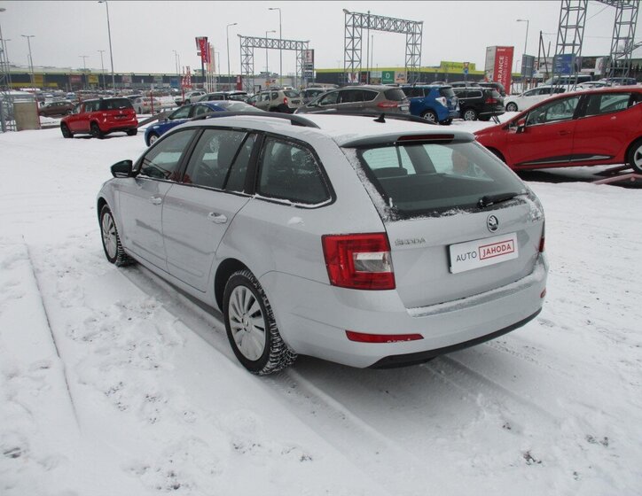 Škoda Octavia Kombi 2,0 l 110 kw