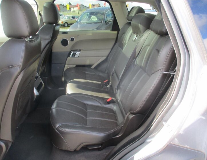 Land Rover Range Rover Sport 8