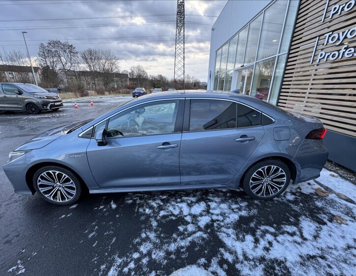 Toyota Corolla Sedan 1,8 l 72 kw