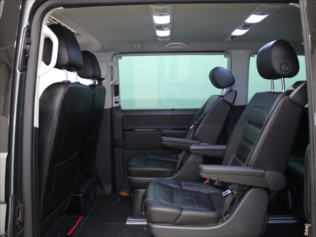 Volkswagen Multivan MPV 2,0 l 150 kw