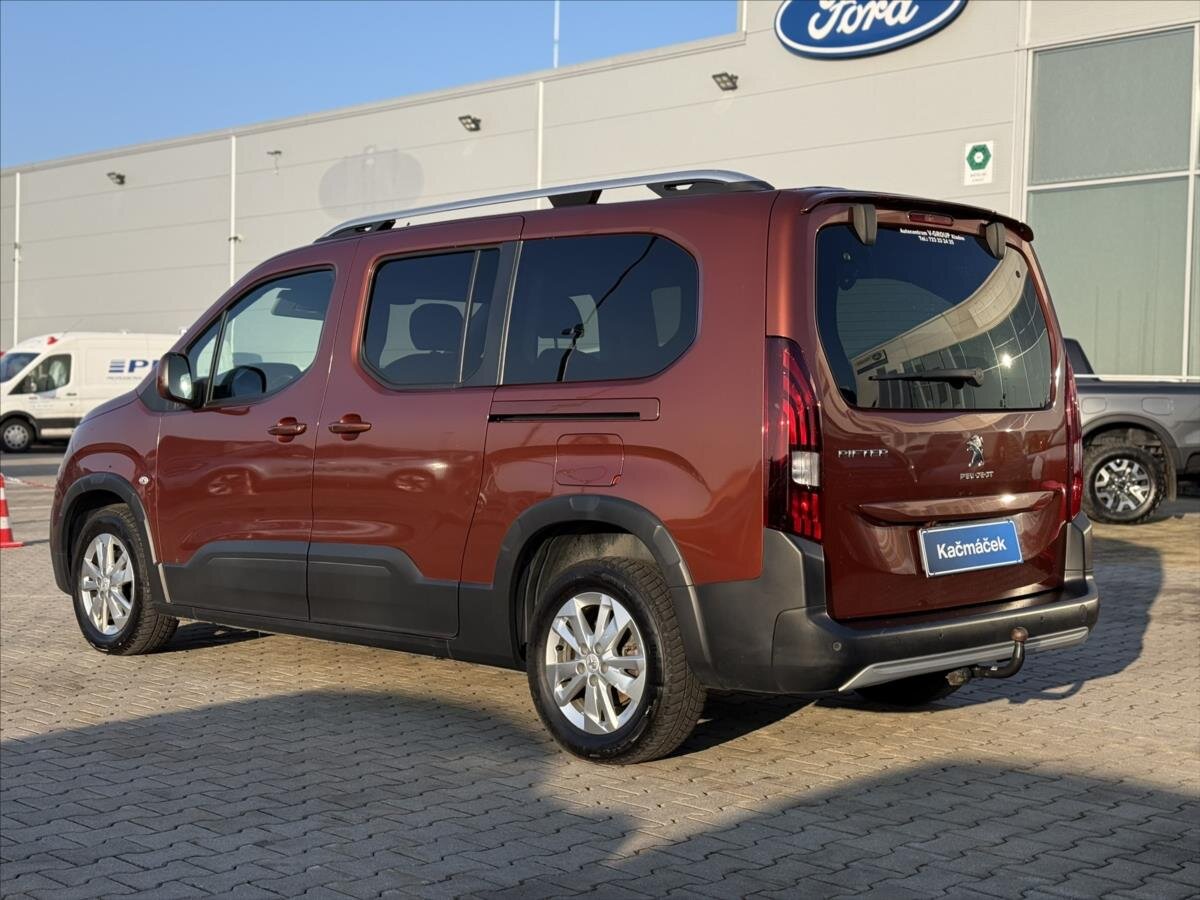 Peugeot Rifter MPV 1,5 l 96 kw