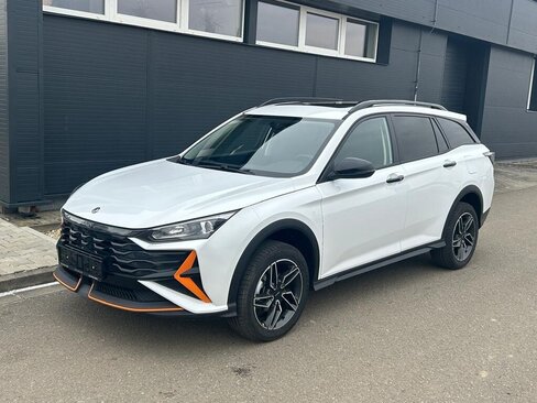 Dongfeng Ostatní Kombi 1,5 l 86 kw