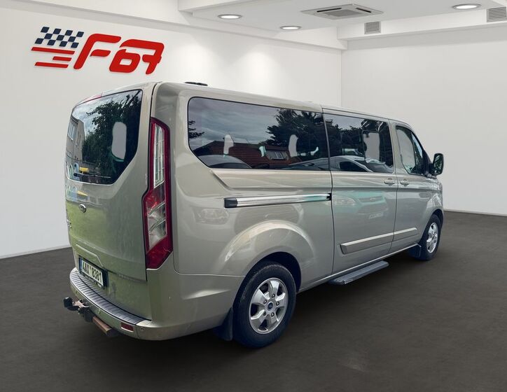 Ford Tourneo Custom 3