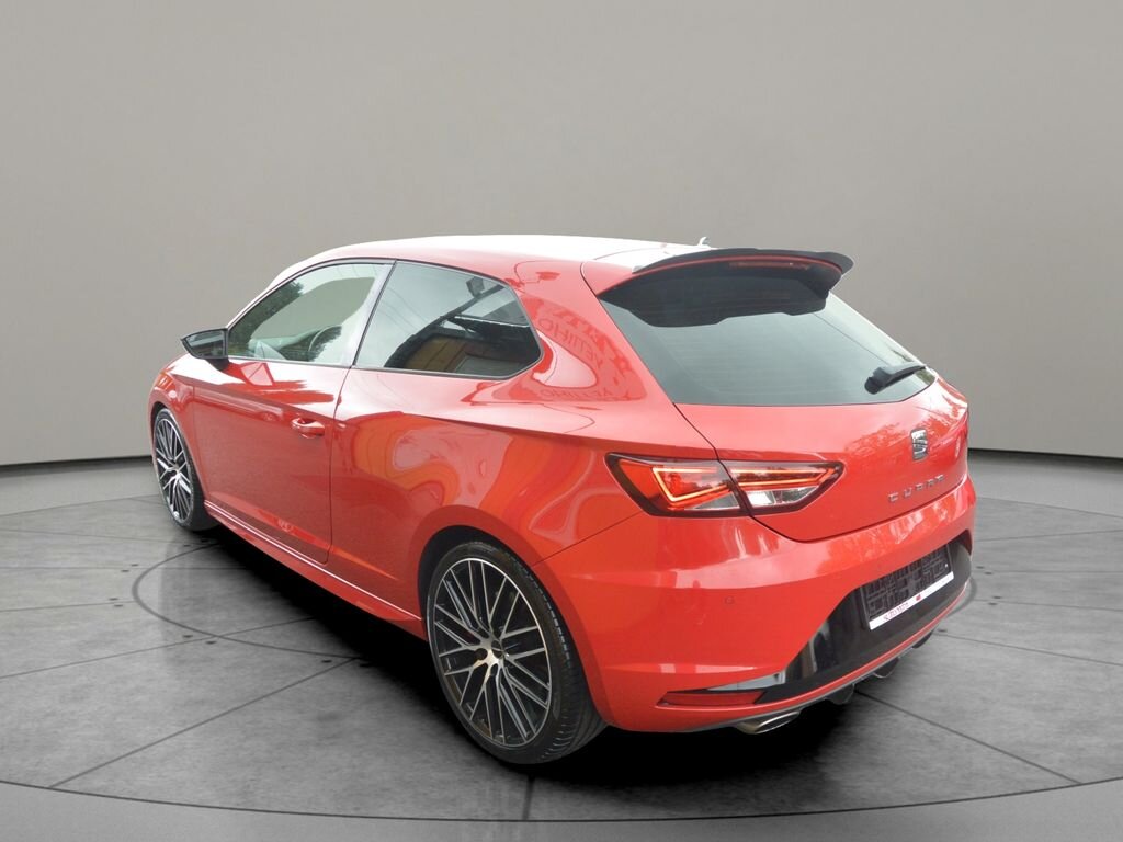 Seat Leon Hatchback 2,0 l 206 kw