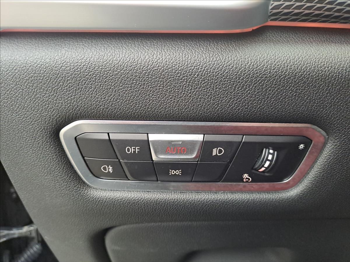 BMW X6 SUV 3,0 l 210 kw