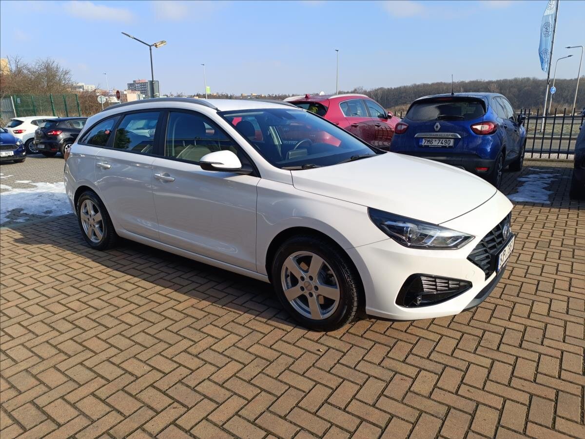 Hyundai i30 Kombi 998,0 88 kw