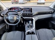 Peugeot 3008 SUV / Terénní 1,5 l 96 kw
