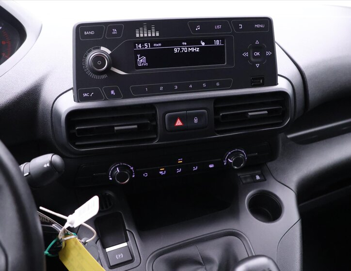 Peugeot Partner Ostatní 1,2 l 81 kw