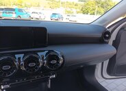 Mercedes-Benz Třídy A Hatchback 1,3 l 80 kw