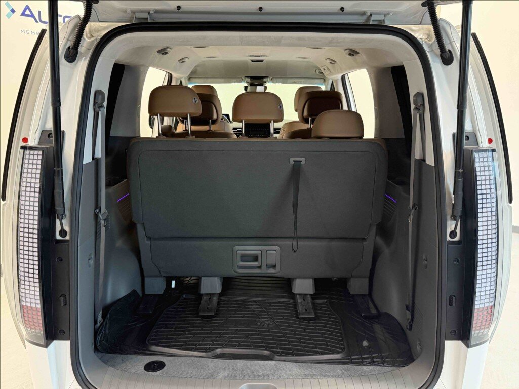 Hyundai Staria MPV 2,2 l 130 kw