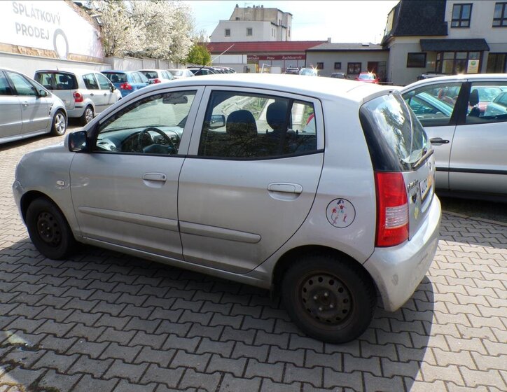 KIA Picanto Kombi 1,1 l 48 kw