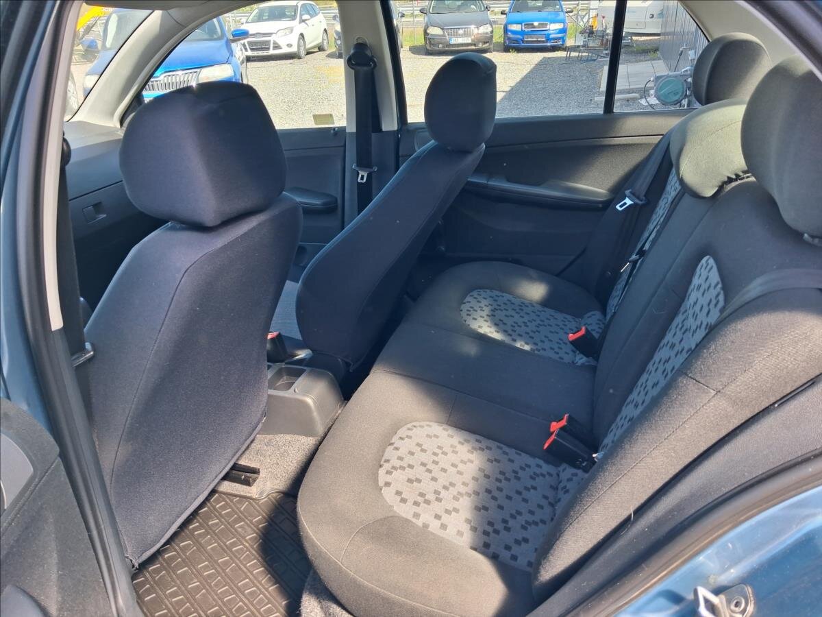 Škoda Fabia Sedan / Limuzína 1,2 l 47 kw