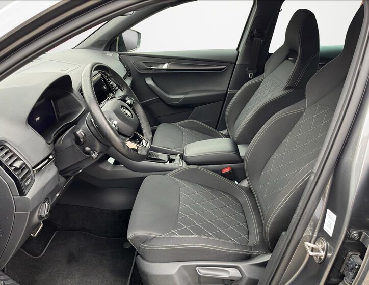 Škoda Karoq SUV / Terénní 1,5 l 110 kw