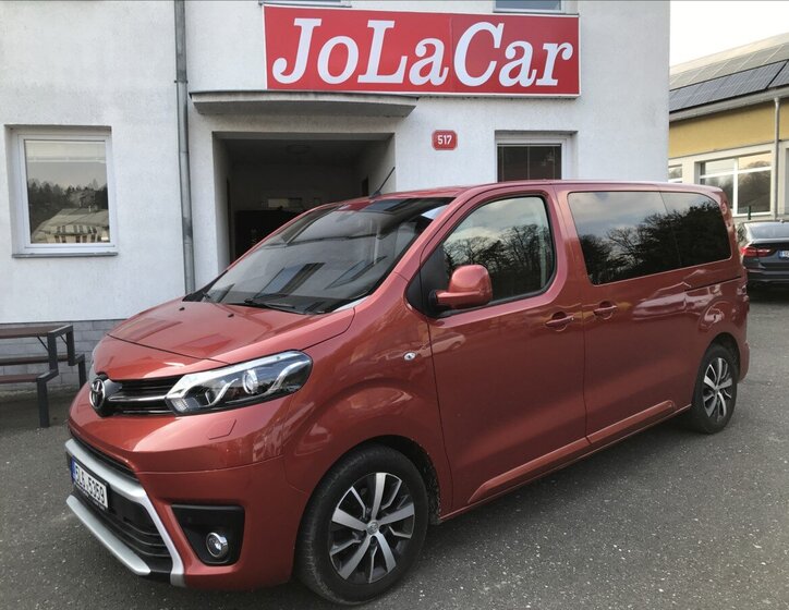 Toyota ProAce Kombi 2,0 l 110 kw