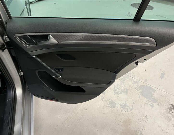 Volkswagen Golf Kombi 2,0 l 135 kw