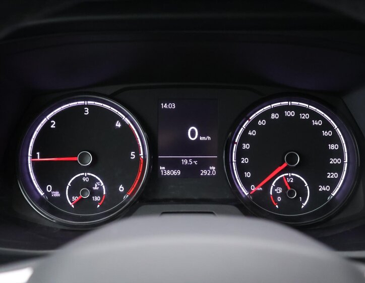 Volkswagen Transporter Kombi 2,0 l 81 kw