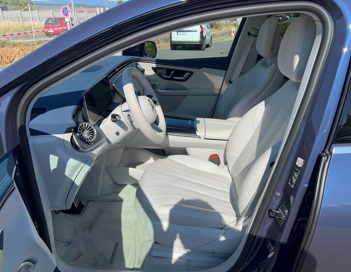 Mercedes-Benz EQE 15