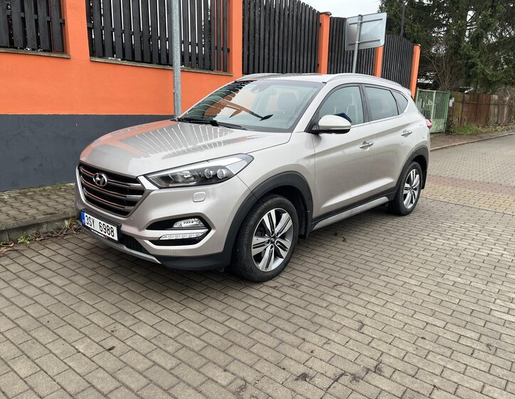 Hyundai Tucson 1