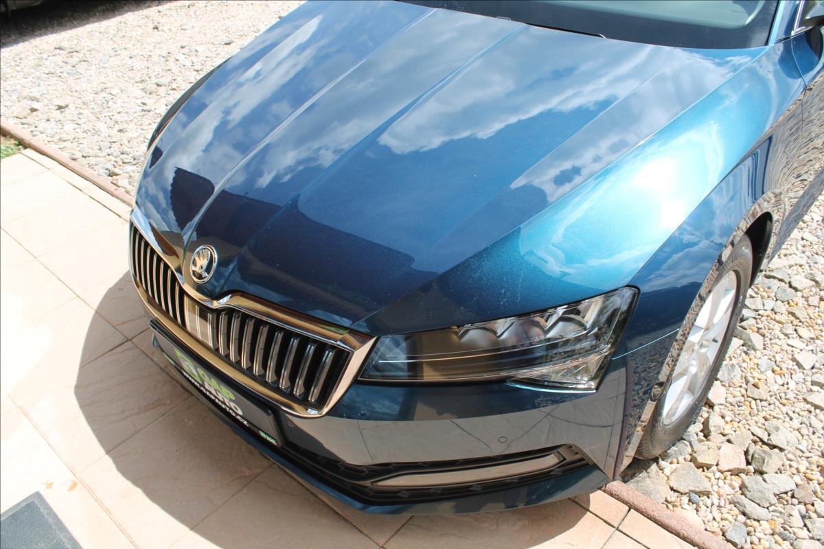 Škoda Superb Kombi 2,0 l 110 kw