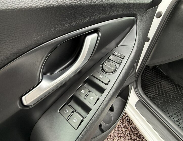 Hyundai i30 Kombi 1,5 l 118 kw