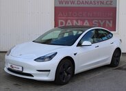 Tesla Model 3 Sedan / Limuzína 0,0 208 kw