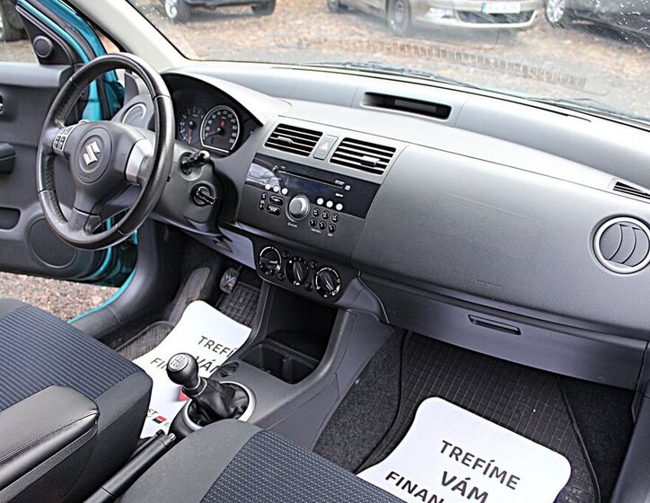 Suzuki Swift Hatchback 1,3 l 67 kw