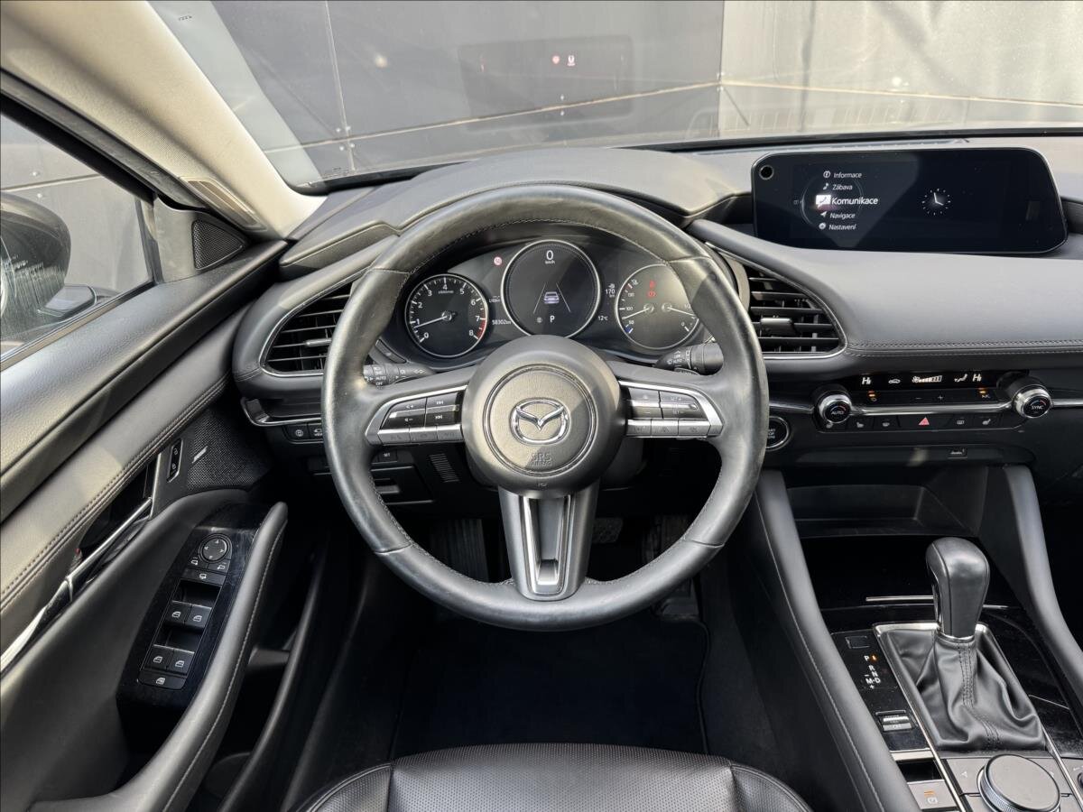 Mazda 3 Sedan 2,0 l 132 kw