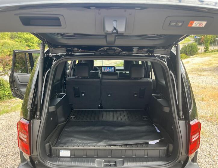 Toyota Land Cruiser 12