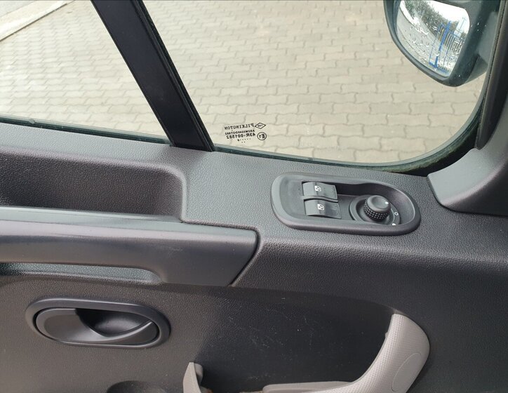 Renault Master Sklápěč 2,3 l 96 kw