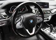 BMW Řada 7 16
